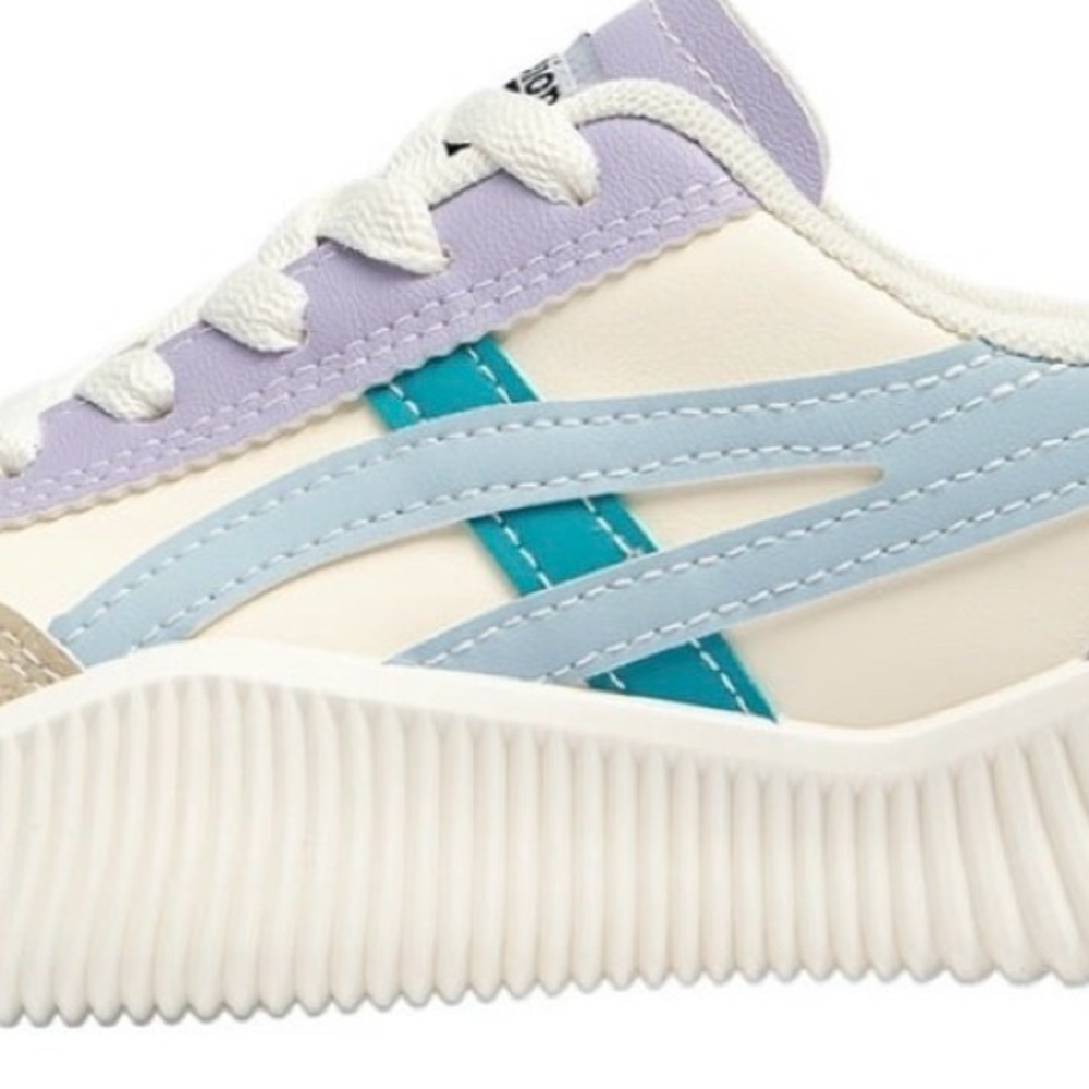 Women’s Casual Lace-Up Sneakers in Cream, Lavender & Light Blue